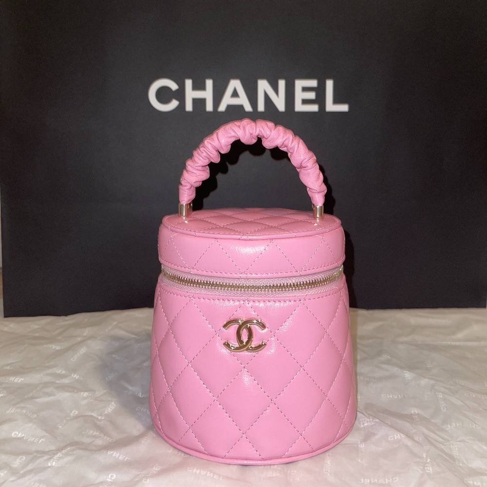 CHANEL Authentic Mini Pink Bag 22S NWT